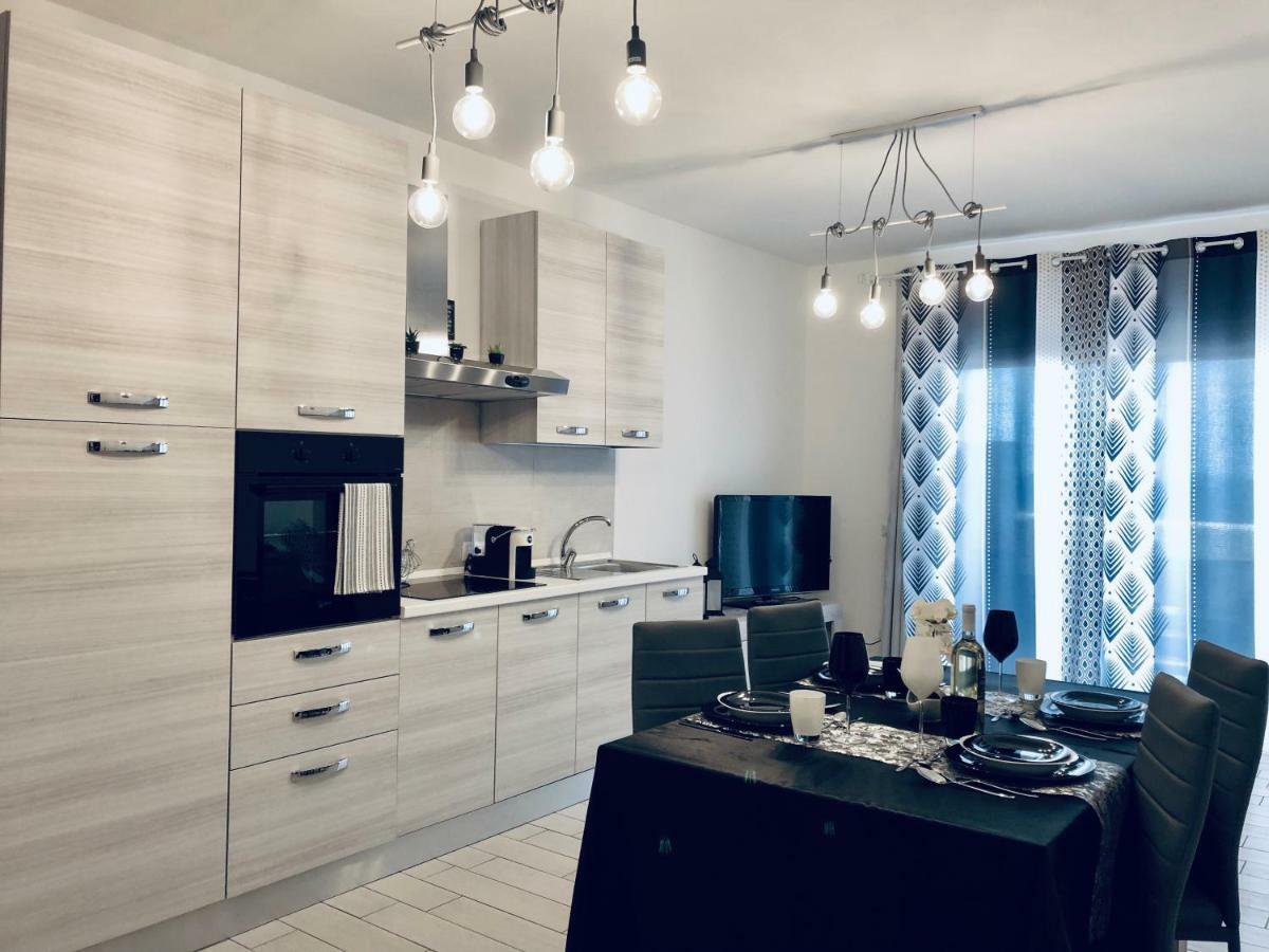 瓦雷多利亚Il Tramonto Luxury House公寓 外观 照片